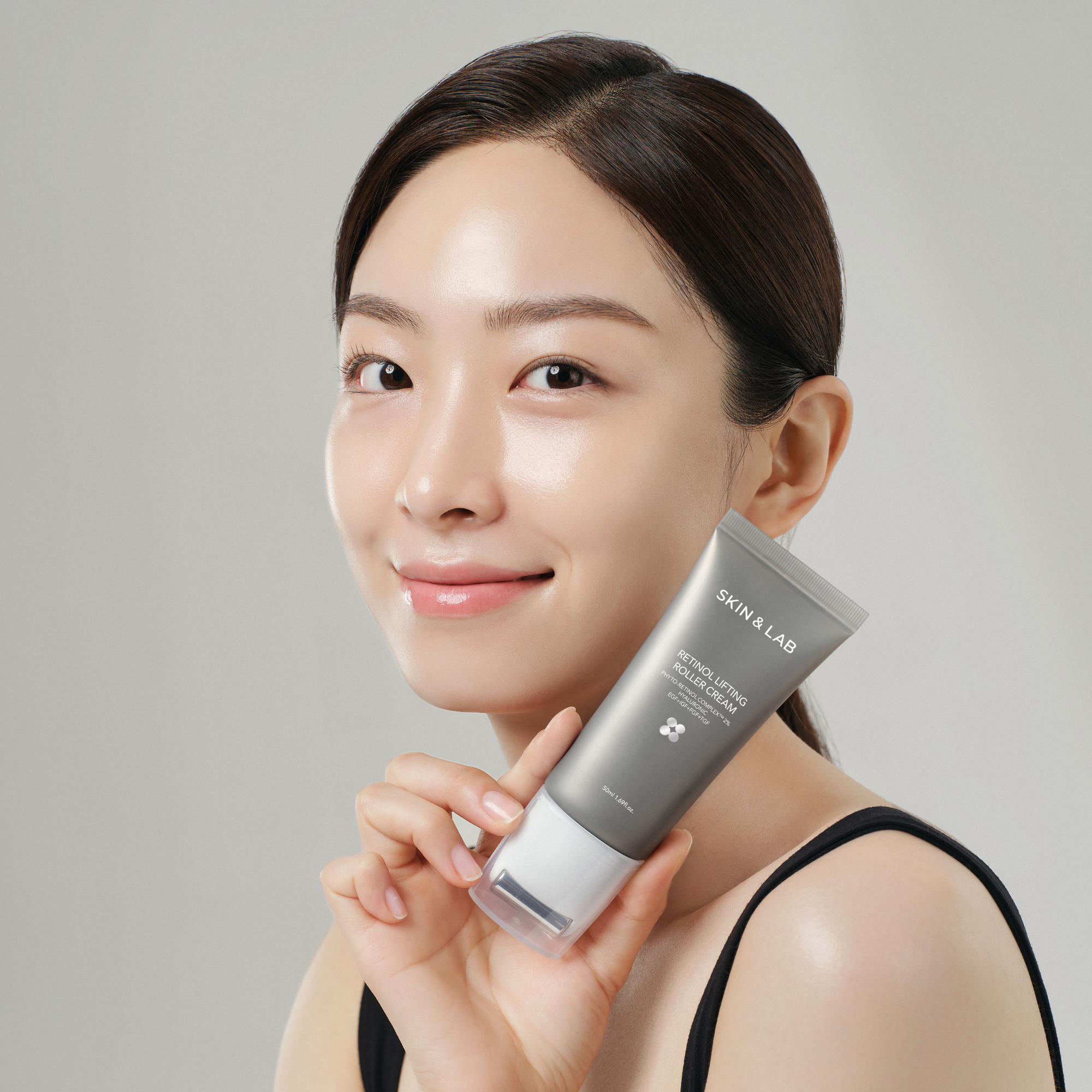 Retinol Lifting Roller Cream