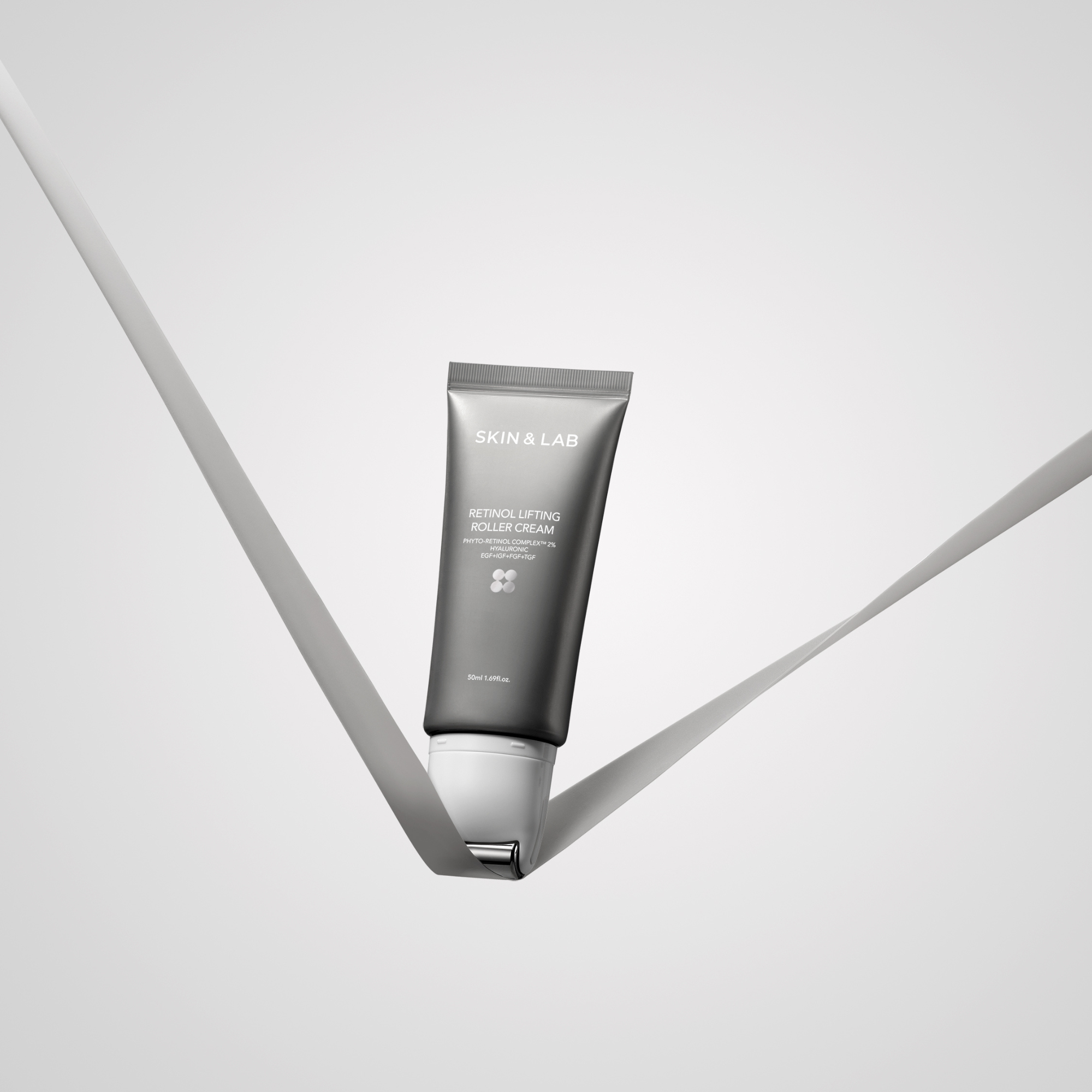 Retinol Lifting Roller Cream